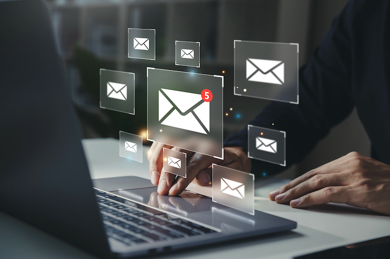 Top 10 AI Email Generators in 2024